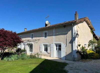 Maison - 185 m² - 5 pièces