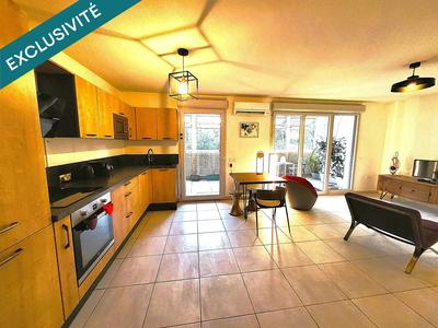 Appartement - 80 m² - 4 pièces