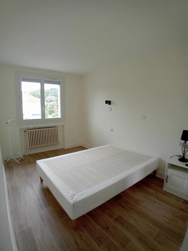 Immeuble - 6 pièces