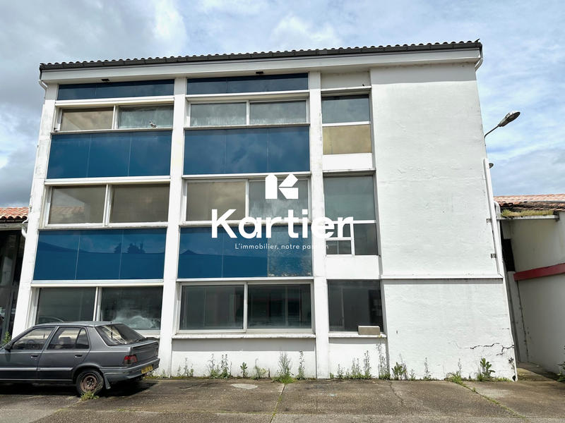 Local d'activités - 140 m²