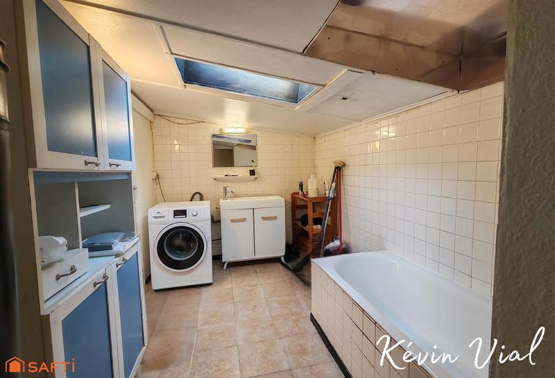 Maison - 199 m² - 8 pièces