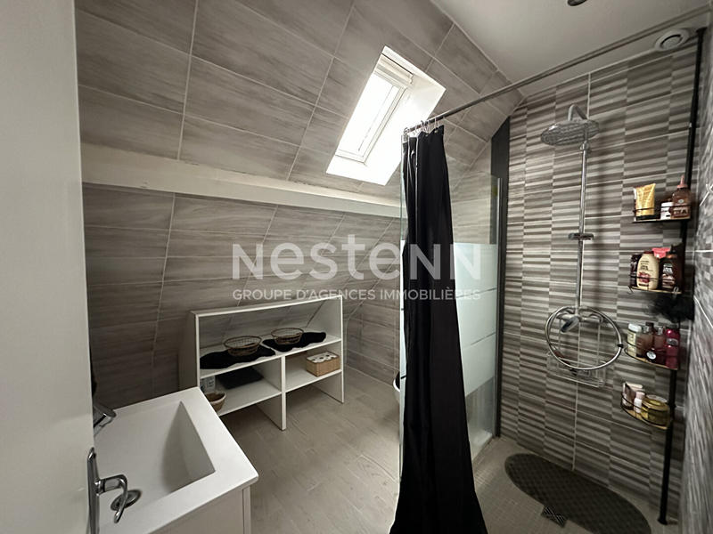 Maison - 190 m² - 8 pièces