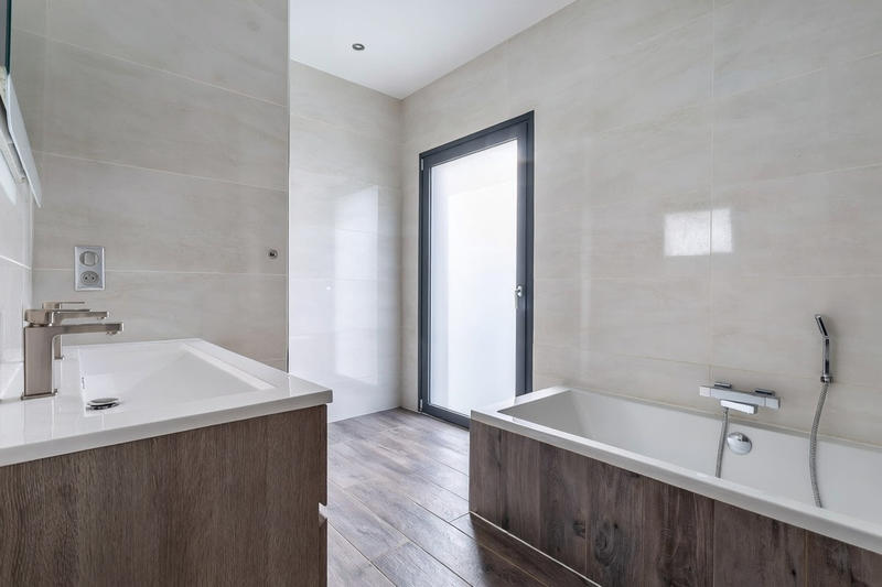 Maison - 185 m² - 6 pièces