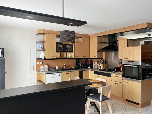 Maison ancienne - 168 m² - 6 pièces