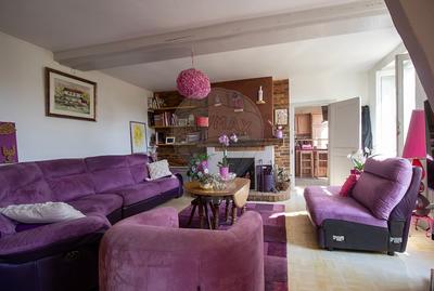 Propriété - 235 m² - 11 pièces