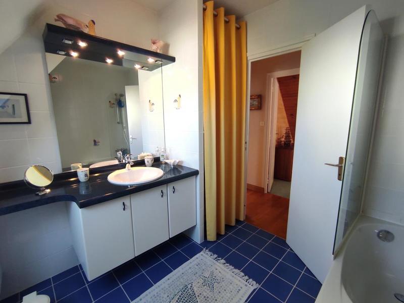 Maison - 161 m² - 6 pièces