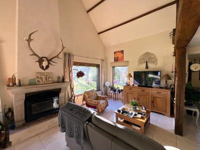 Maison - 150 m² - 5 pièces