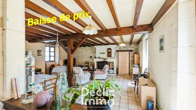 Maison - 260 m² - 8 pièces