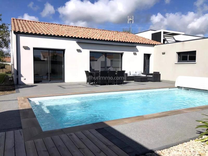 Maison - 126 m² - 6 pièces