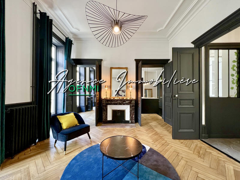 Appartement - 110 m² - 4 pièces