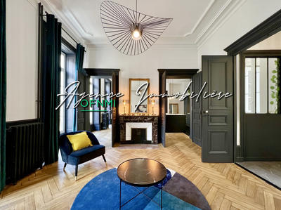 Appartement - 110 m² - 4 pièces