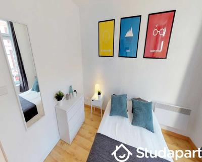 Chambre - 70 m² - 1 pièce