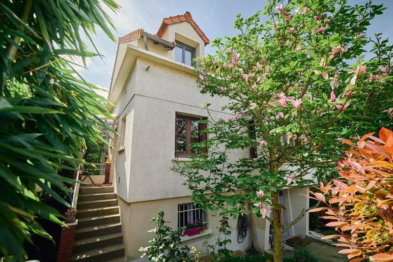 Maison - 175 m² - 8 pièces