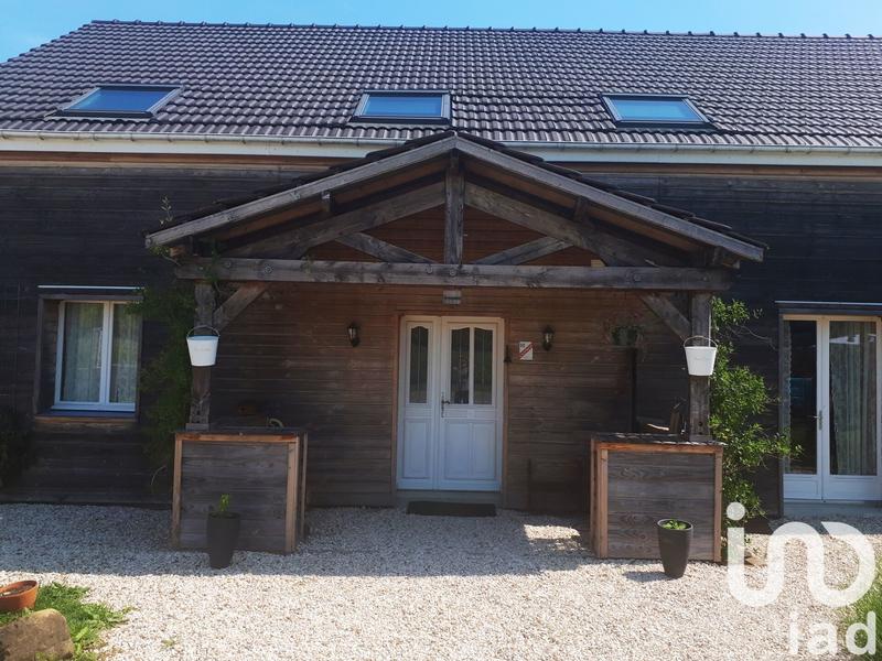 Maison - 300 m² - 9 pièces