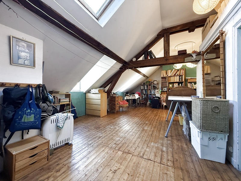 Maison - 278 m² - 8 pièces