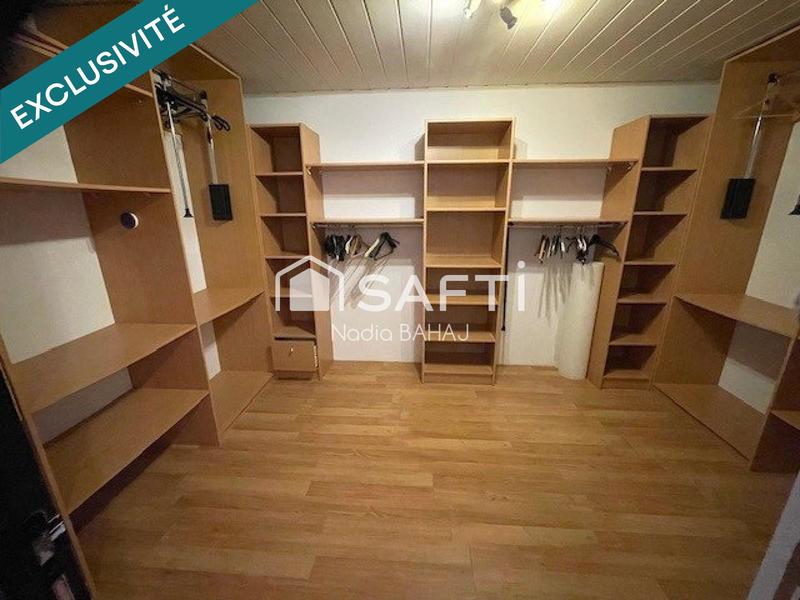 Maison de village - 201 m² - 6 pièces