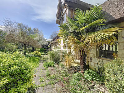 Maison - 245 m² - 8 pièces