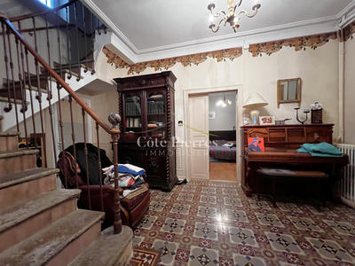 Maison de village - 218 m² - 8 pièces