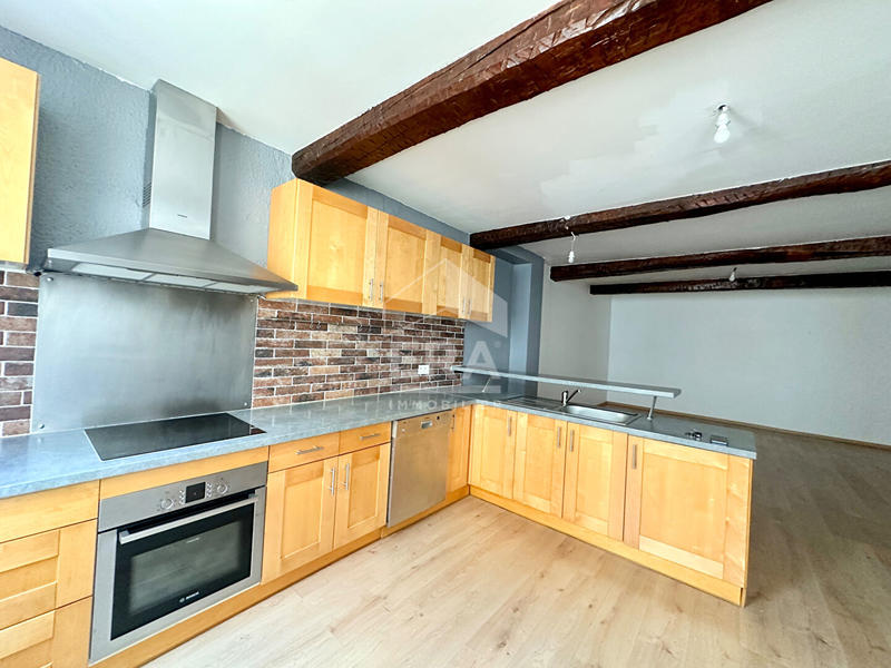 Maison - 93 m² - 5 pièces