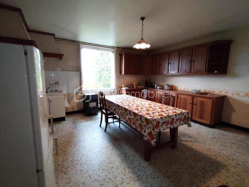 Maison - 156 m² - 8 pièces