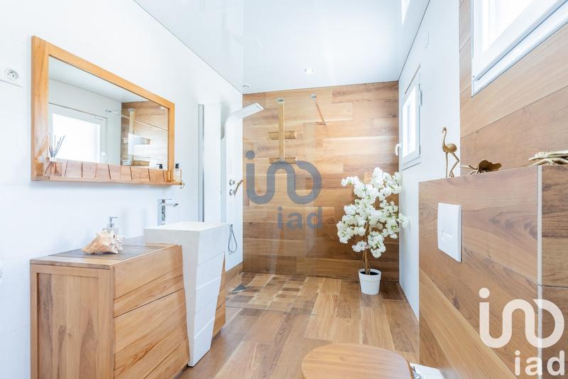 Maison - 142 m² - 6 pièces