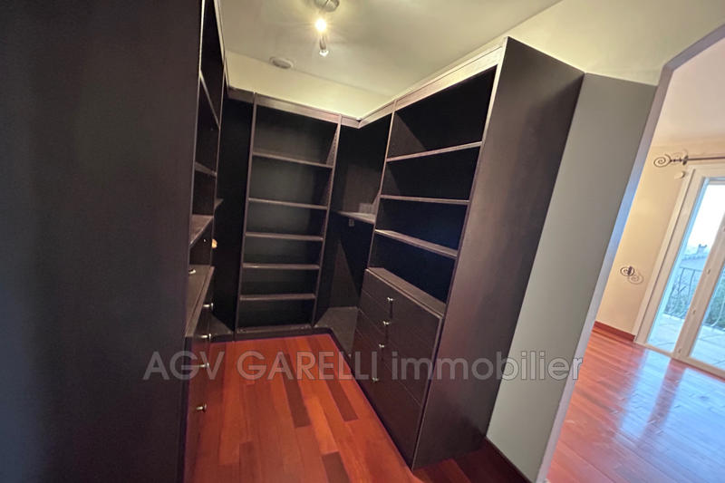 Maison - 173 m² - 5 pièces