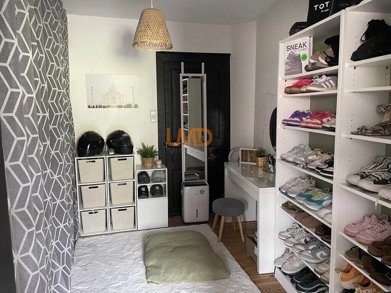 Maison de ville - 197 m² - 13 pièces