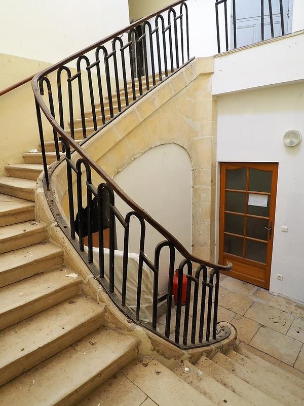 Maison - 300 m² - 10 pièces