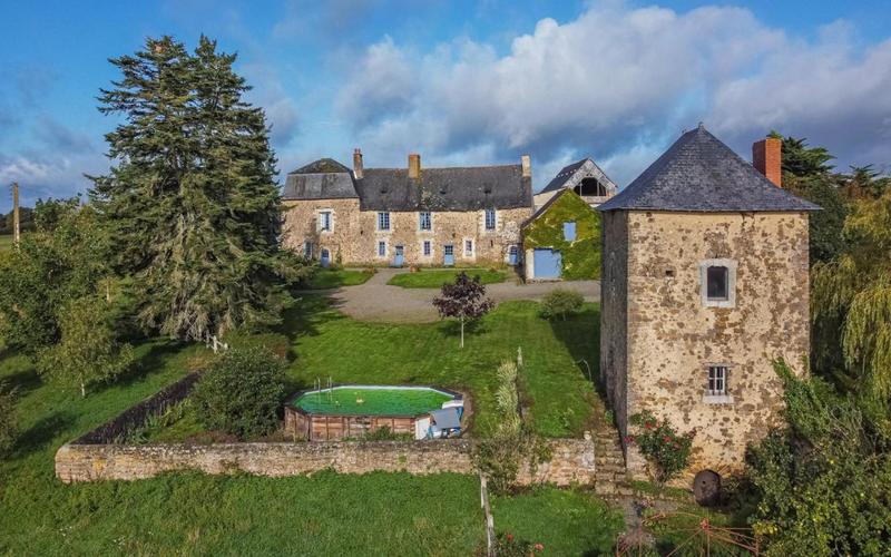 Manoir - 295 m² - 9 pièces