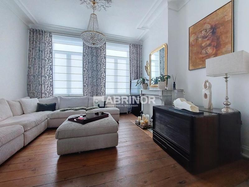 Maison bourgeoise - 163 m² - 7 pièces
