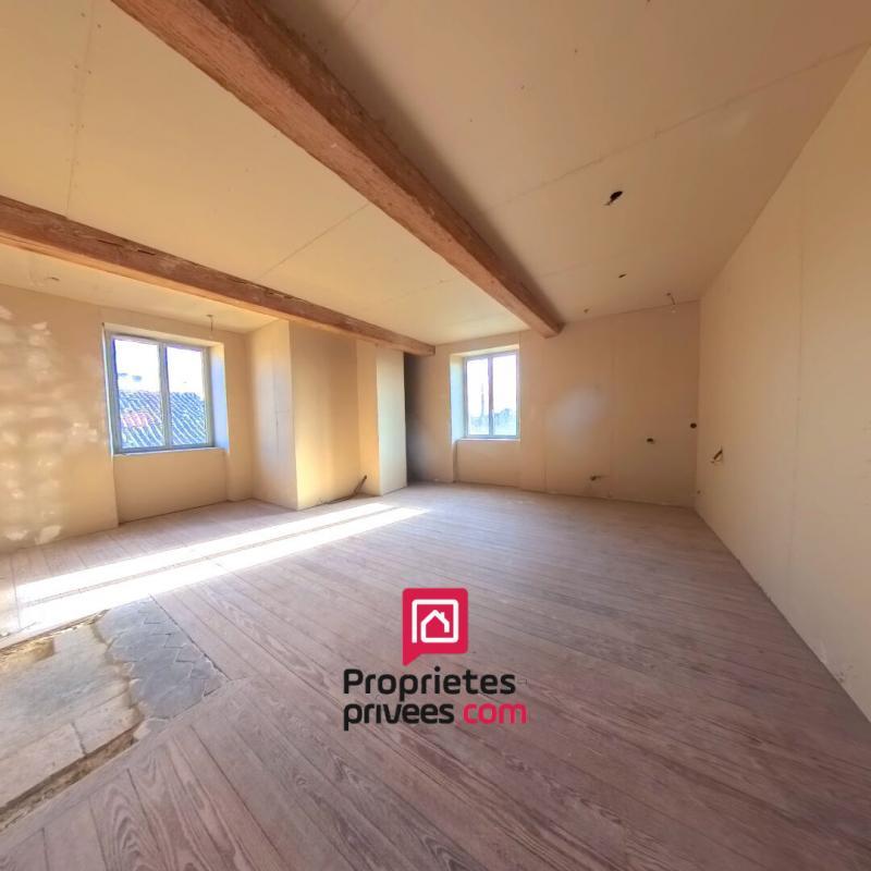 Maison - 270 m² - 8 pièces