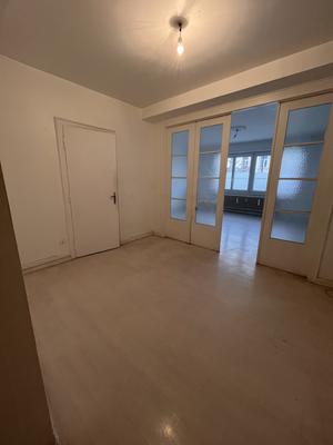 Appartement - 75 m² - 2 pièces