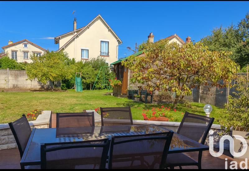 Maison - 110 m² - 6 pièces