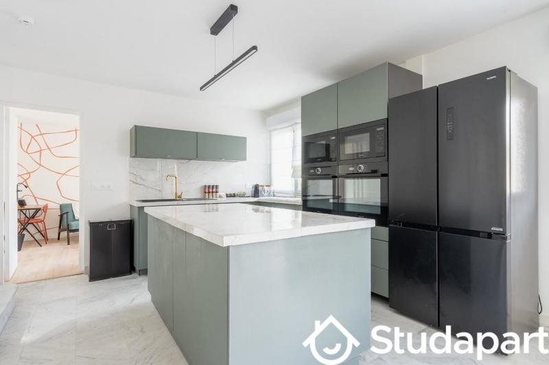 Chambre - 11 m² - 1 pièce