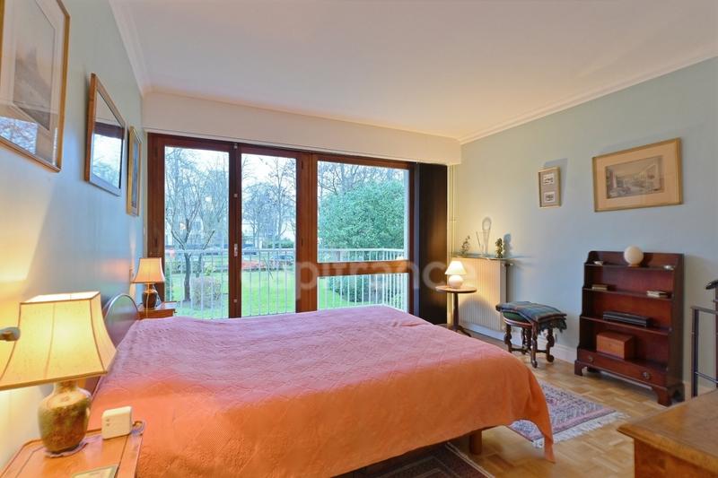 Appartement bourgeois - 122 m² - 5 pièces