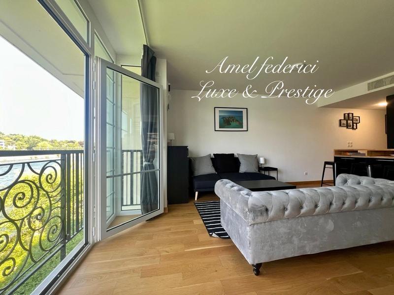 Appartement bourgeois - 52 m² - 3 pièces