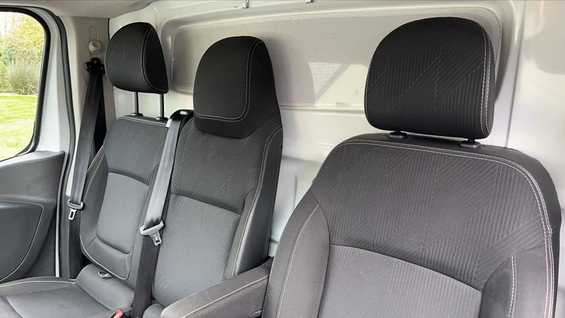 Nissan Nv300 2.0 dCi 170 Optima