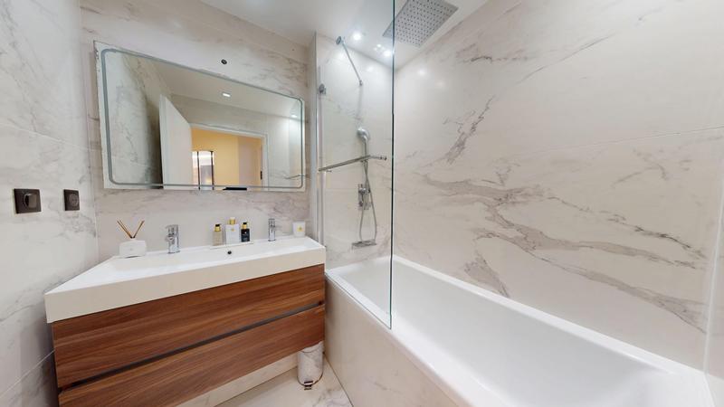 Appartement - 90 m² - 4 pièces