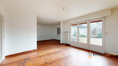 Appartement - 98 m² - 4 pièces