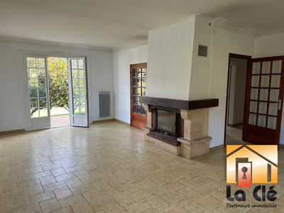 Maison traditionnelle - 137 m² - 5 pièces