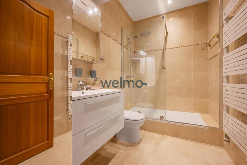 Appartement - 210 m² - 7 pièces