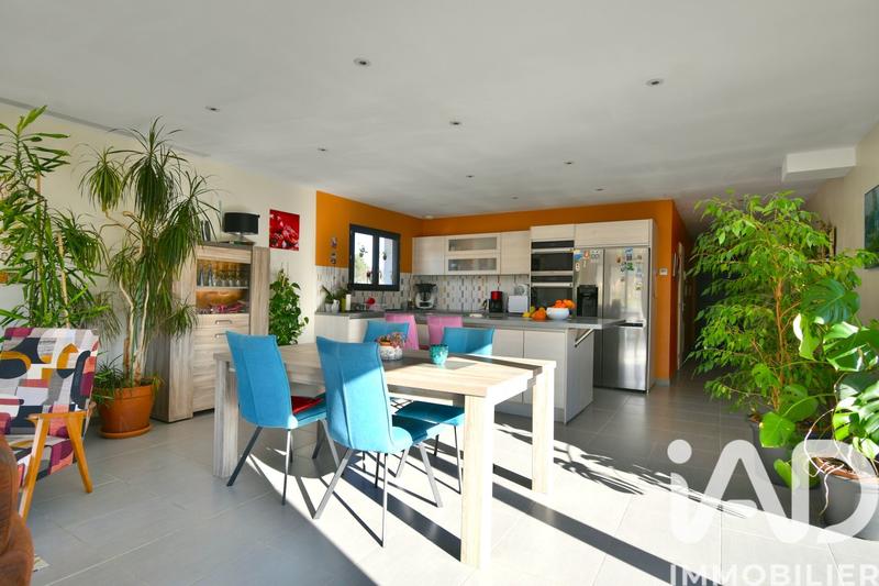 Maison - 110 m² - 5 pièces