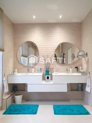 Maison de village - 130 m² - 7 pièces