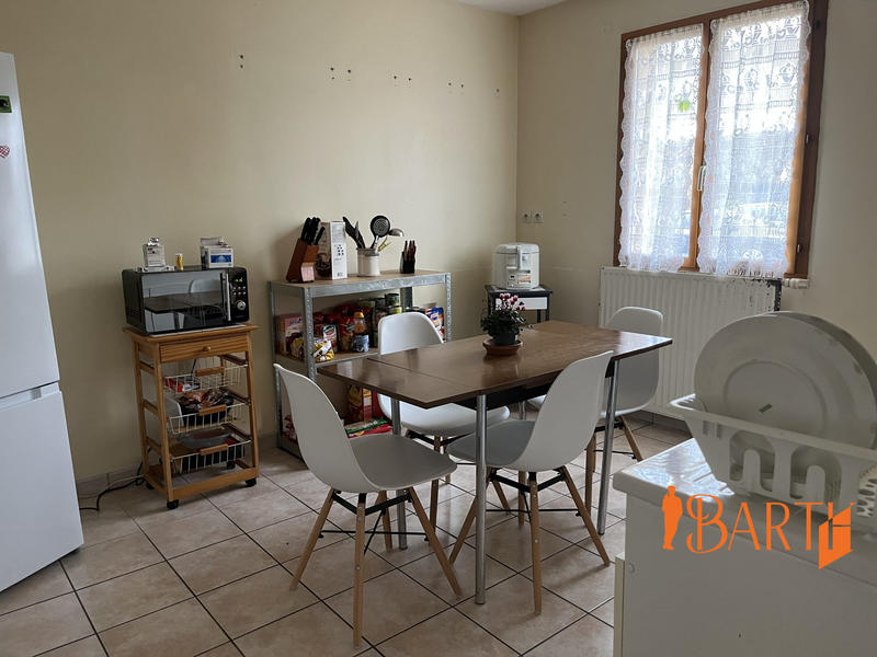 Maison traditionnelle - 98 m² - 5 pièces