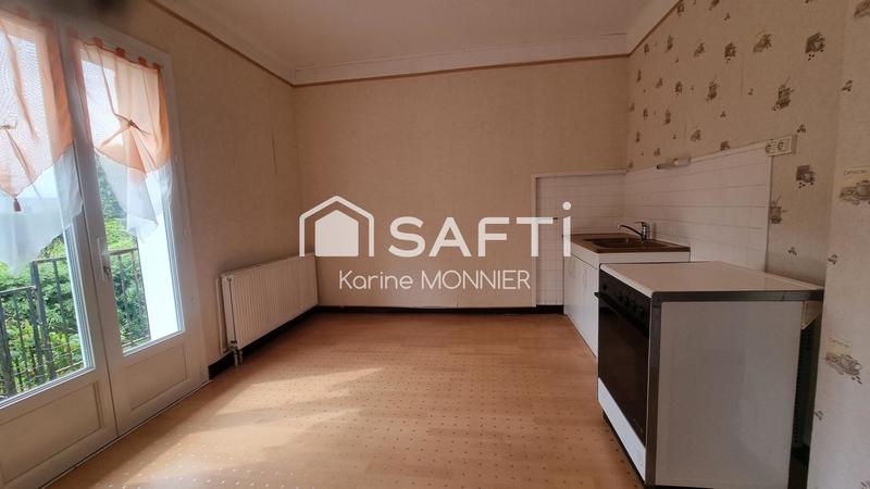 Maison - 204 m² - 7 pièces