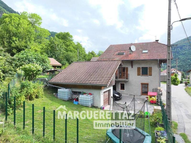 Appartement - 84 m² - 5 pièces