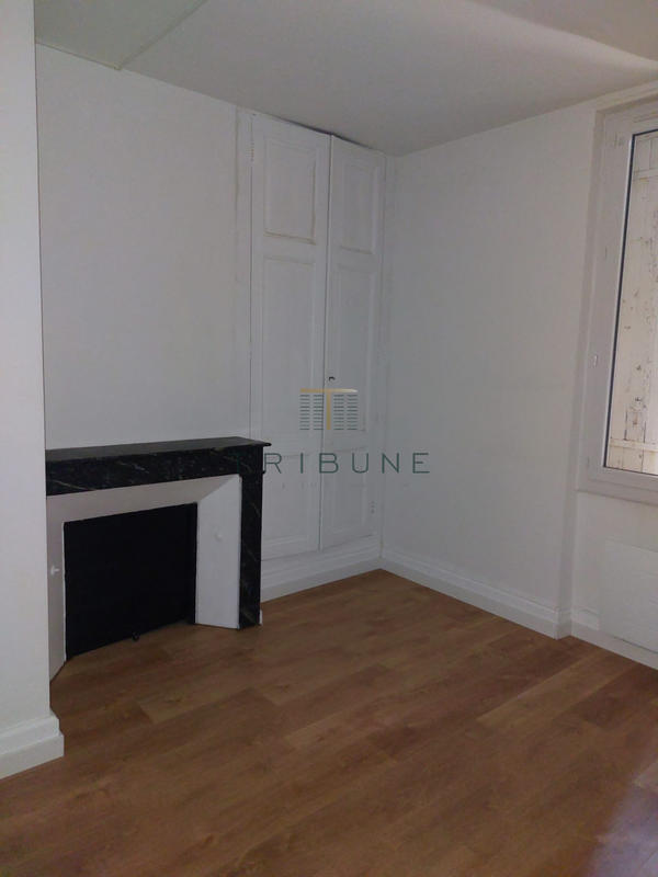 Immeuble - 118 m² - 6 pièces