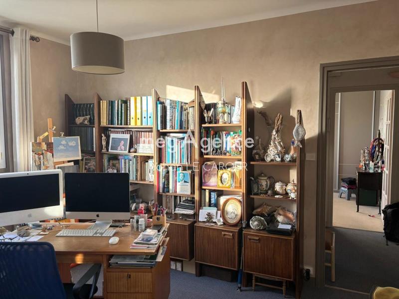 Appartement - 105 m² - 5 pièces