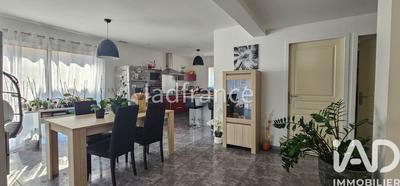 Maison - 90 m² - 4 pièces