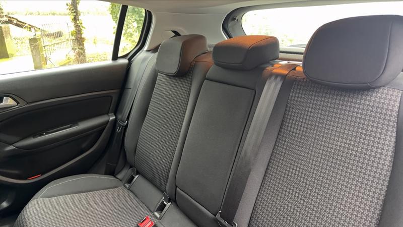 Peugeot 308 II 1.2 PureTech 130 Eat6 Active Business - Automatique